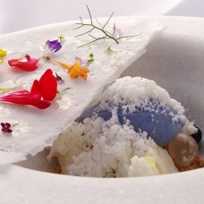 Violet ice cream yogurt frost by Chef Jordi Cruz sqr