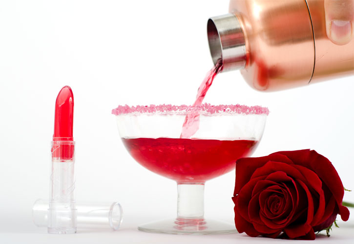 Edible Lipstick Cocktail -serving