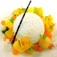 Modernist cuisine Pavlova by Chef Angel Betancourt -sqr