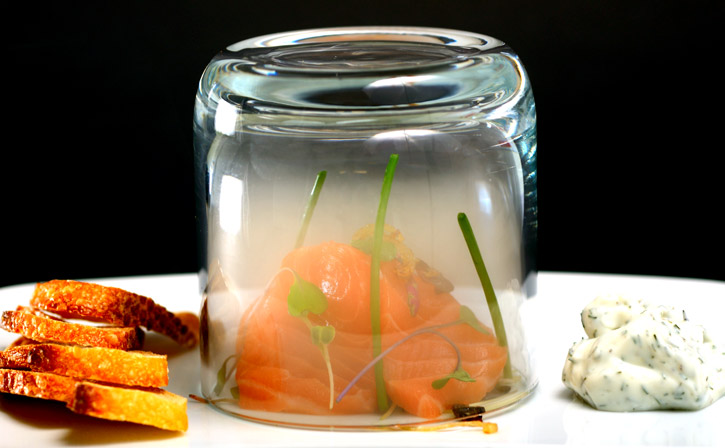 smoked-raw-salmon-725