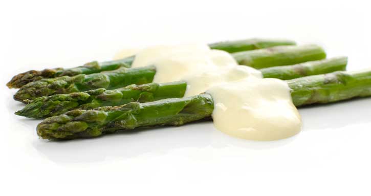 hollandaise-sauce-asparagus-725