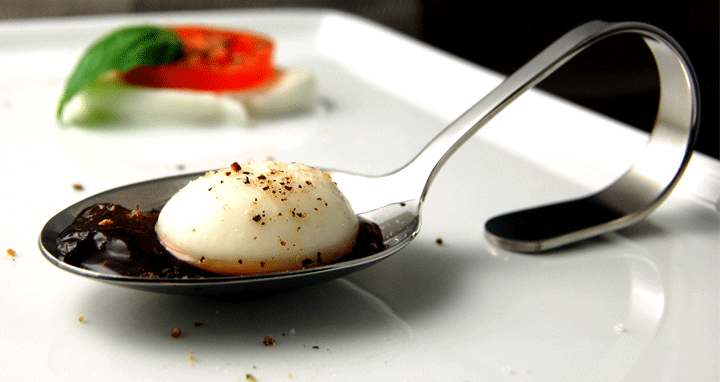 Spherical mozzarella (spherification) -720